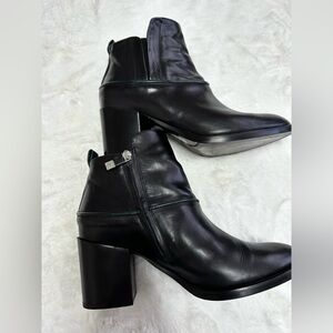 Alberto Fermani Black Leather Ankle Boots
